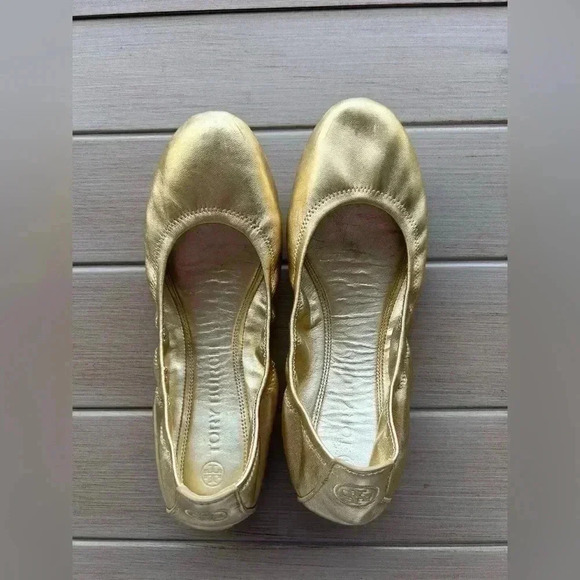 Tory Burch Shoes - TORY BURCH Solid Metallic Gold Leather Bendable Ballerina Flats Sz 9.5